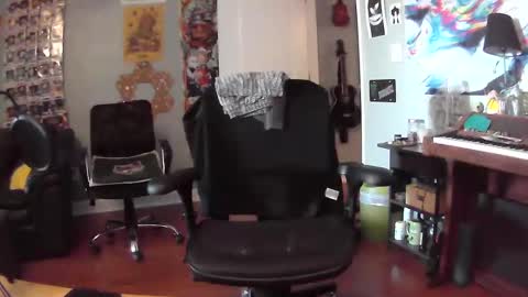 Snapshot of derekdings chatting on February 21, 2025, 2:59 pm derekdings online show from February 21, 2025, 2:59 pm