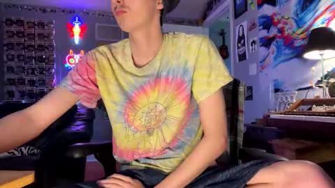 Snapshot of derekdings chatting on November 3, 2025, 1:45 pm derekdings online show from November 3, 2025, 1:45 pm