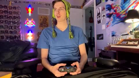 Snapshot of derekdings chatting on December 17, 2025, 2:34 pm derekdings online show from December 17, 2025, 2:34 pm