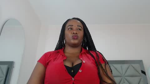 deris_reyes online show from May 13, 2026, 7:55 pm