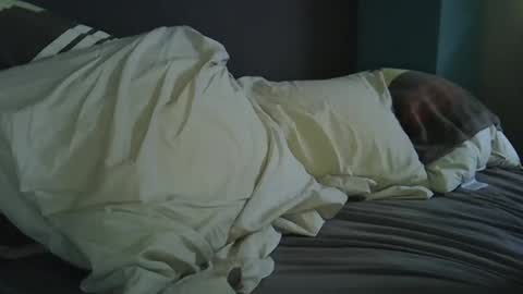 derokkes online show from March 26, 2026, 12:55 pm