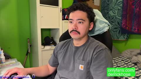 Snapshot of derrick_hose chatting on February 6, 2025, 2:58 pm Derrick Hose online show from February 6, 2025, 2:58 pm