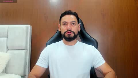 Snapshot of derrybigger_cm chatting on October 11, 2025, 7:01 pm DerryBigger CM online show from October 11, 2025, 7:01 pm