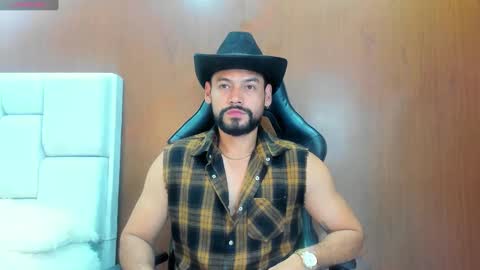 Snapshot of derrybigger_cm chatting on October 16, 2025, 6:09 pm DerryBigger CM online show from October 16, 2025, 6:09 pm