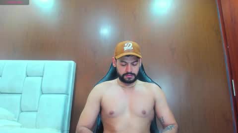 Snapshot of derrybigger_cm chatting on March 14, 2026, 6:57 pm DerryBigger CM online show from March 14, 2026, 6:57 pm