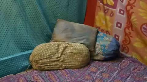 desi_boy799417 online show from February 18, 2026, 6:42 am