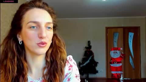 Snapshot of desired_zoya chatting on December 23, 2025, 5:49 am desired zoya online show from December 23, 2025, 5:49 am