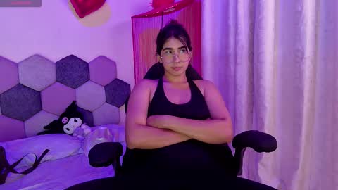 TORI AND MR. BEAR online show from March 26, 2026, 6:13 pm