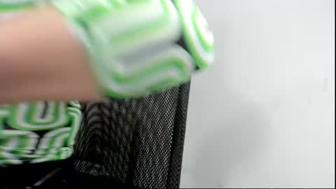 Nicky online show from February 28, 2025, 3:04 am