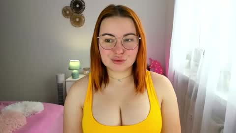 LAYLA online show from March 3, 2025, 10:49 am