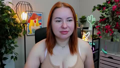 LAYLA online show from September 11, 2025, 6:24 am