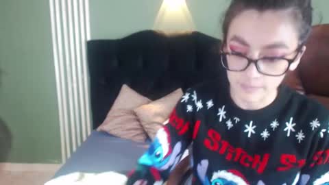 Snapshot of desiring__angel chatting on December 6, 2024, 7:23 pm Desiring Angel online show from December 6, 2024, 7:23 pm