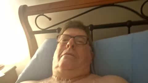 Desmon1958 online show from March 1, 2026, 6:43 pm