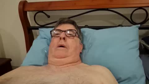 Desmon1958 online show from March 18, 2026, 7:28 pm