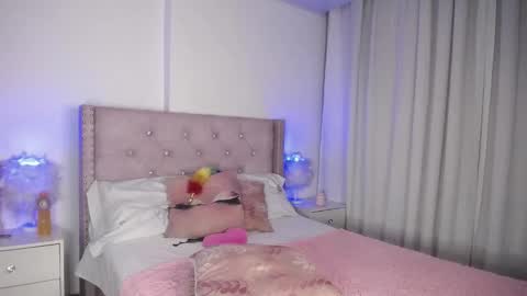 destinysweet21 online show from December 28, 2024, 8:58 am