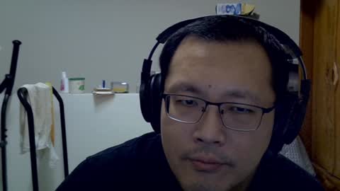 Snapshot of destroy1984 chatting on December 31, 2024, 2:36 pm Destroy November 1984 online show from December 31, 2024, 2:36 pm