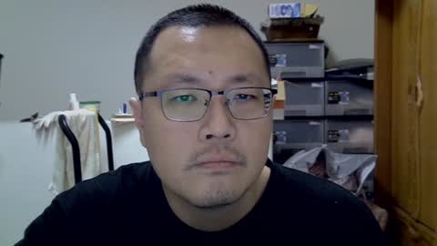 Snapshot of destroy1984 chatting on February 1, 2025, 11:43 am Destroy November 1984 online show from February 1, 2025, 11:43 am