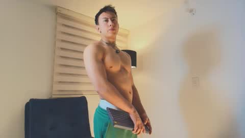 Snapshot of deus_belli chatting on September 9, 2025, 6:24 am Deus Belli online show from September 9, 2025, 6:24 am