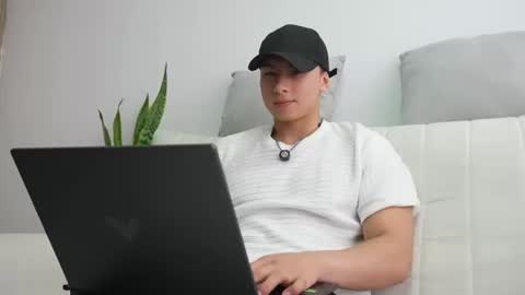 Snapshot of deus_belli chatting on September 26, 2025, 5:17 pm Deus Belli online show from September 26, 2025, 5:17 pm