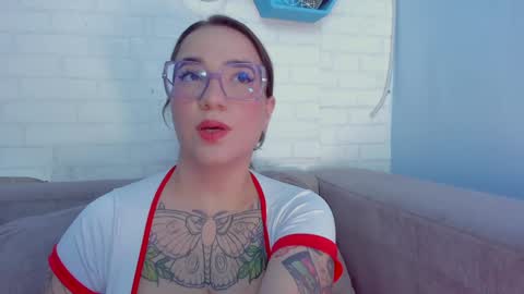 Snapshot of deva_blue chatting on January 29, 2025, 4:36 am Deva Blue online show from January 29, 2025, 4:36 am