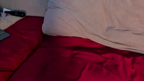 Snapshot of deva_blue chatting on March 4, 2025, 6:37 am Deva Blue online show from March 4, 2025, 6:37 am