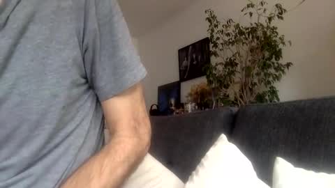 ooo  Devil Dark  ooo online show from January 30, 2025, 9:57 am