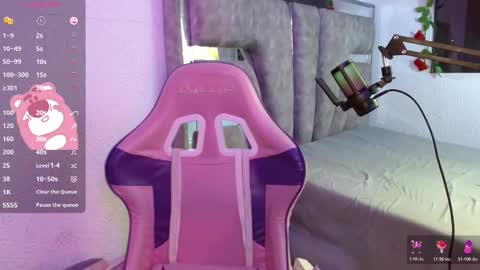 devilchlloe online show from March 30, 2026, 4:46 am