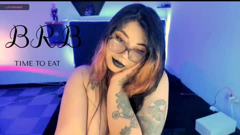  L I NA  online show from October 16, 2025, 2:12 am