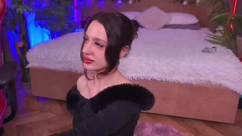 Snapshot of devilinee chatting on February 26, 2025, 7:09 am devilinee online show from February 26, 2025, 7:09 am