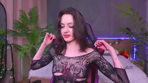 Snapshot of devilinee chatting on March 5, 2025, 10:11 am devilinee online show from March 5, 2025, 10:11 am