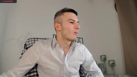 devin_ho online show from February 11, 2025, 7:48 pm