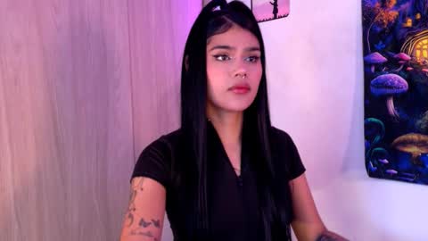 Sara 3 online show from November 12, 2025, 9:36 pm