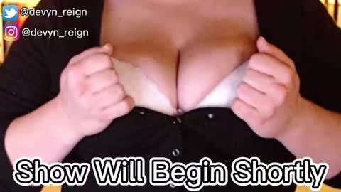 Snapshot of devynreign chatting on September 21, 2025, 2:24 am Devyn Reign online show from September 21, 2025, 2:24 am