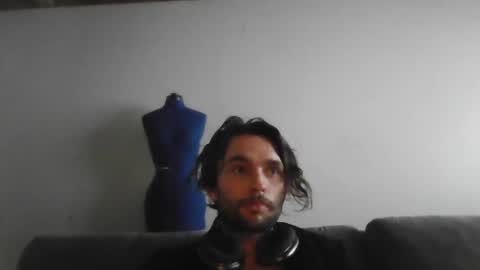 Snapshot of devyy333 chatting on February 1, 2026, 3:32 pm devyy333 online show from February 1, 2026, 3:32 pm