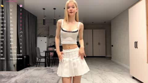 dewdropdoll online show from June 9, 2026, 4:18 pm