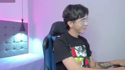 Andy online show from March 28, 2026, 8:52 pm