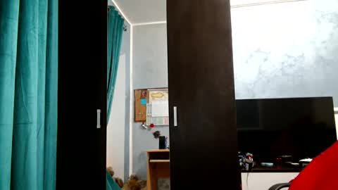 deylove786838 online show from October 8, 2025, 11:30 am