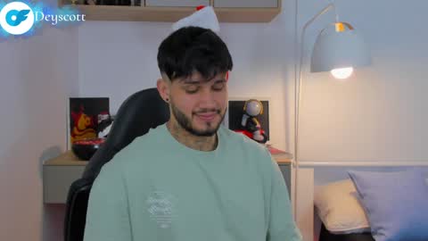 JULIAN online show from December 29, 2024, 10:47 pm