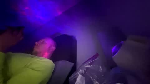 Snapshot of deznuts130 chatting on February 10, 2025, 4:30 am deznuts130 online show from February 10, 2025, 4:30 am