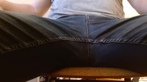 Snapshot of dhrobbert chatting on February 11, 2025, 8:05 am Robbert online show from February 11, 2025, 8:05 am