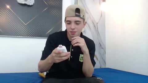   online show from January 15, 2026, 4:06 am