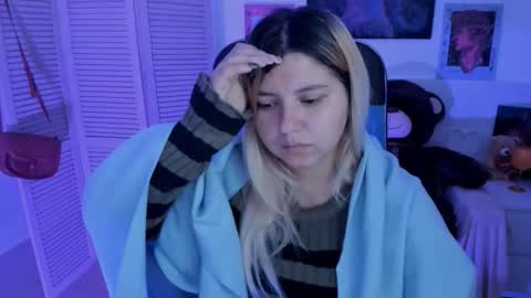 Dia online show from September 17, 2025, 9:16 pm