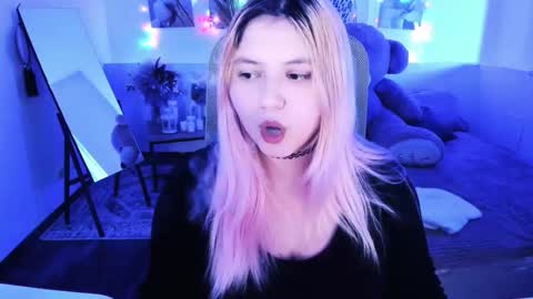 Dia online show from February 27, 2026, 7:25 pm