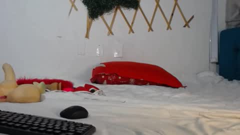 Snapshot of diabla_sexyboobs chatting on October 28, 2025, 7:45 am D I A B L A online show from October 28, 2025, 7:45 am