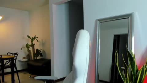 Diego online show from February 1, 2025, 12:51 am