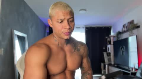 Diego online show from October 13, 2025, 5:02 pm