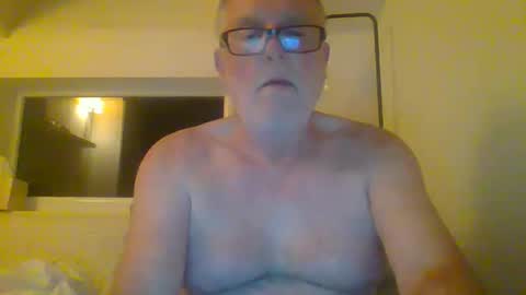 dial76 online show from January 3, 2025, 6:44 am