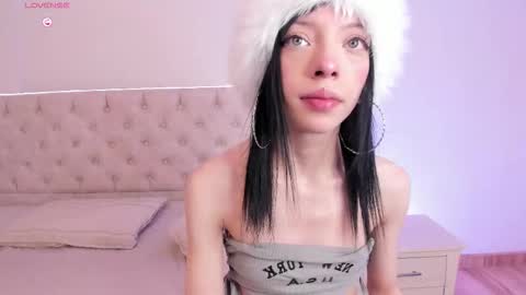 Snapshot of diamond__cherry chatting on February 21, 2026, 1:56 pm Diamond online show from February 21, 2026, 1:56 pm