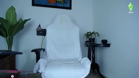 Snapshot of diamond_black00 chatting on February 9, 2026, 5:06 pm MaSSimo online show from February 9, 2026, 5:06 pm