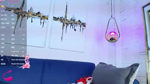 Camila and Megan online show from September 20, 2025, 7:04 pm